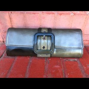 Ann Taylor patent leather clutch